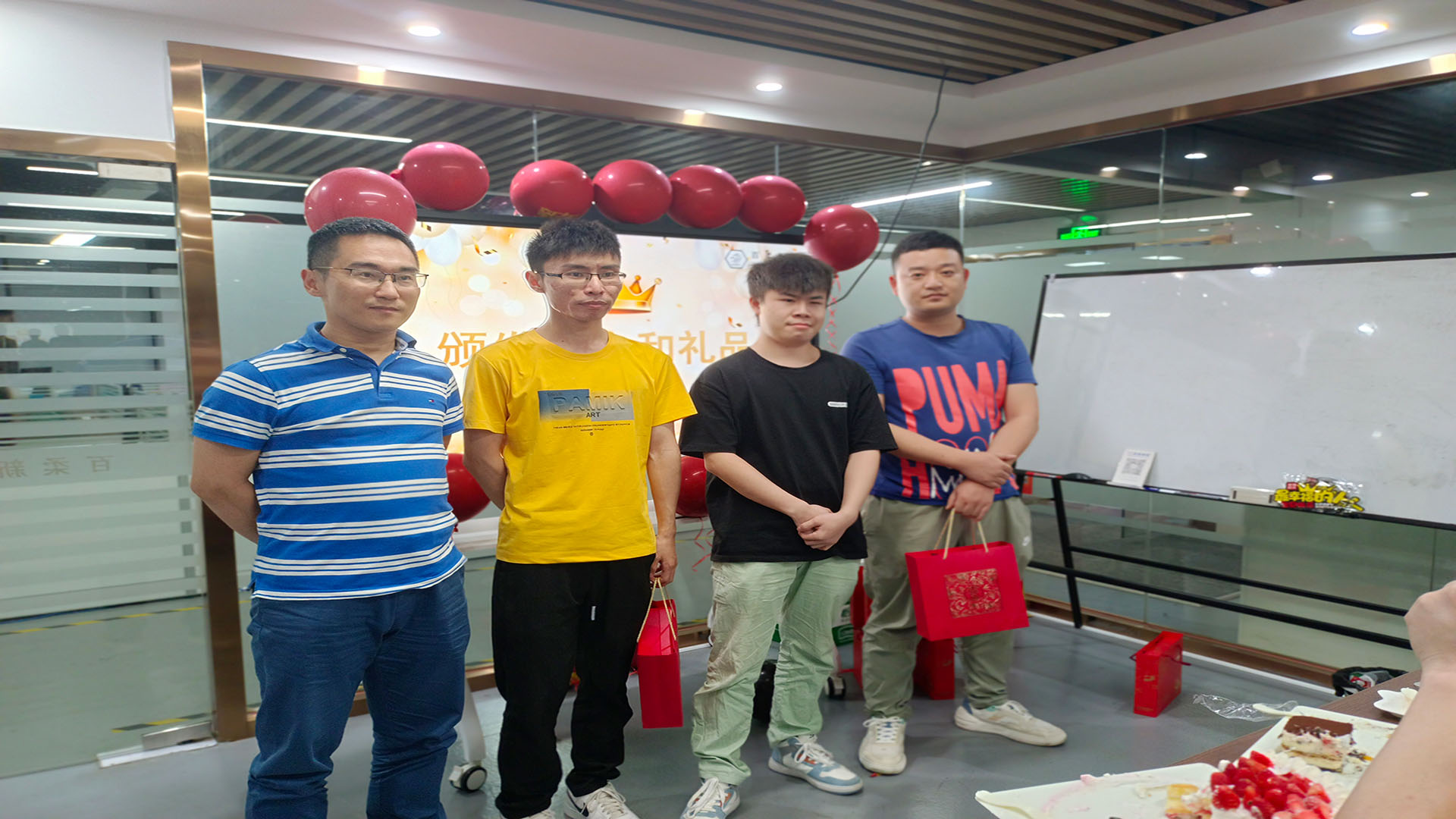 j9九游会真人游戏第一品牌(中国)官方网站新材第一季生日会 j9九游会真人游戏第一品牌(中国)官方网站新材第一季生日会
